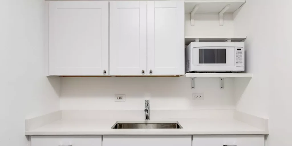 How Can You Make a Small Kitchen Look Modern and Spacious? How Can You Make a Small Kitchen Look Modern and Spacious?